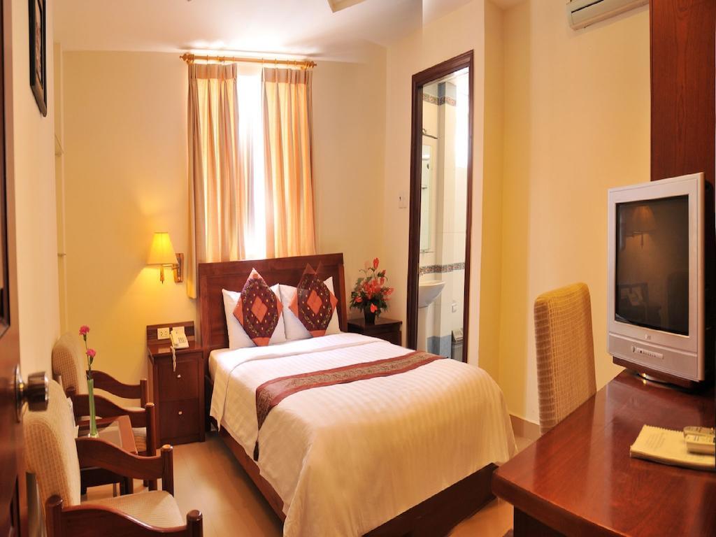 Lac Vien Hotel Ho Chi Minh City Bagian luar foto